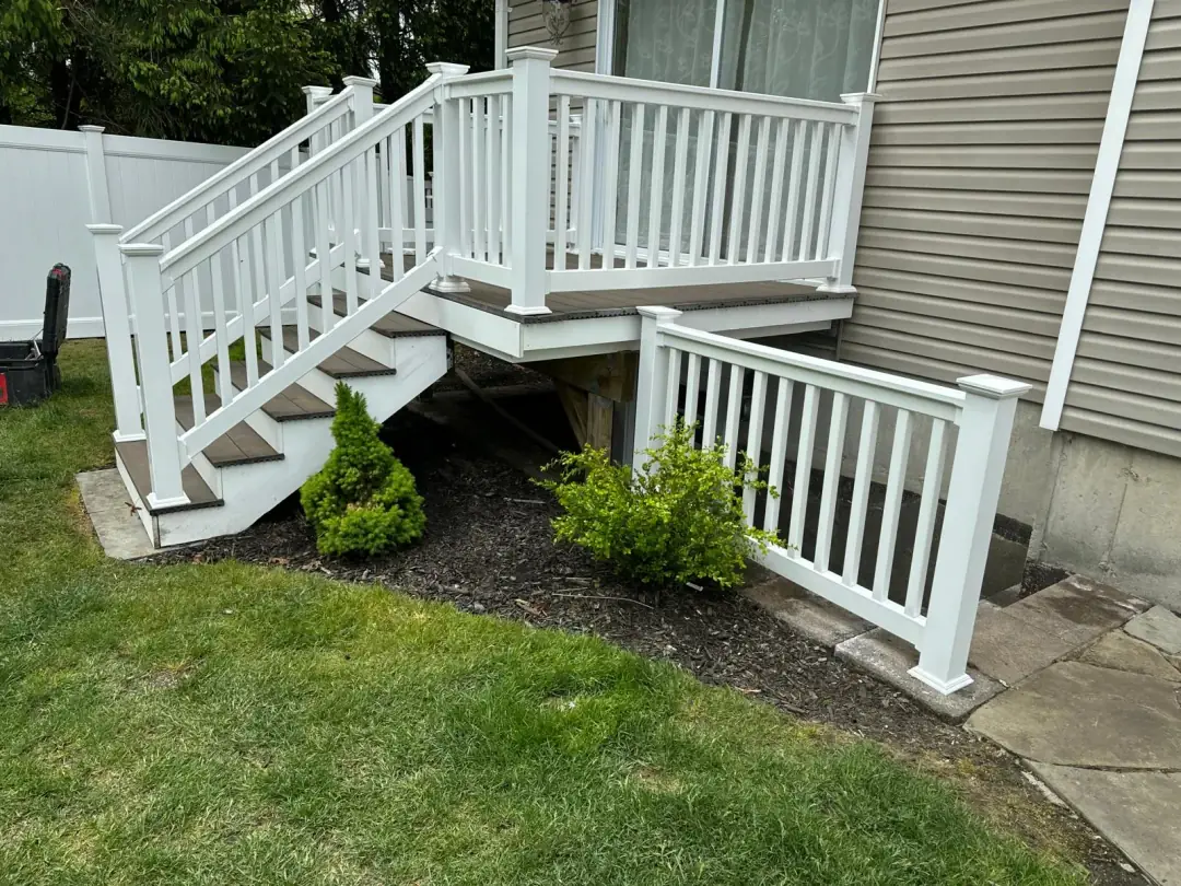 Aluminum fence