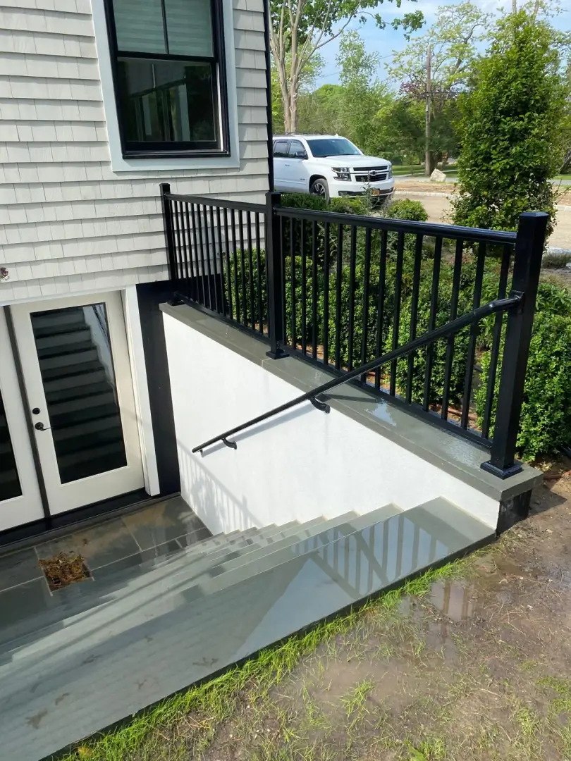Aluminum fence